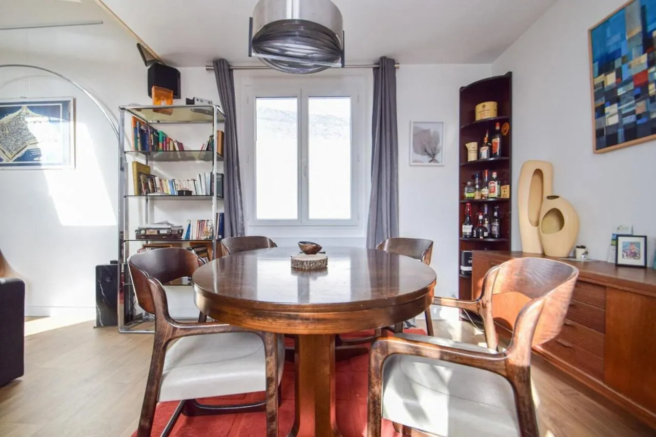 Maison Atypique Avec Grande Terrasse Proche Plages Βίλα Ντινάρ 0*,  Γαλλία