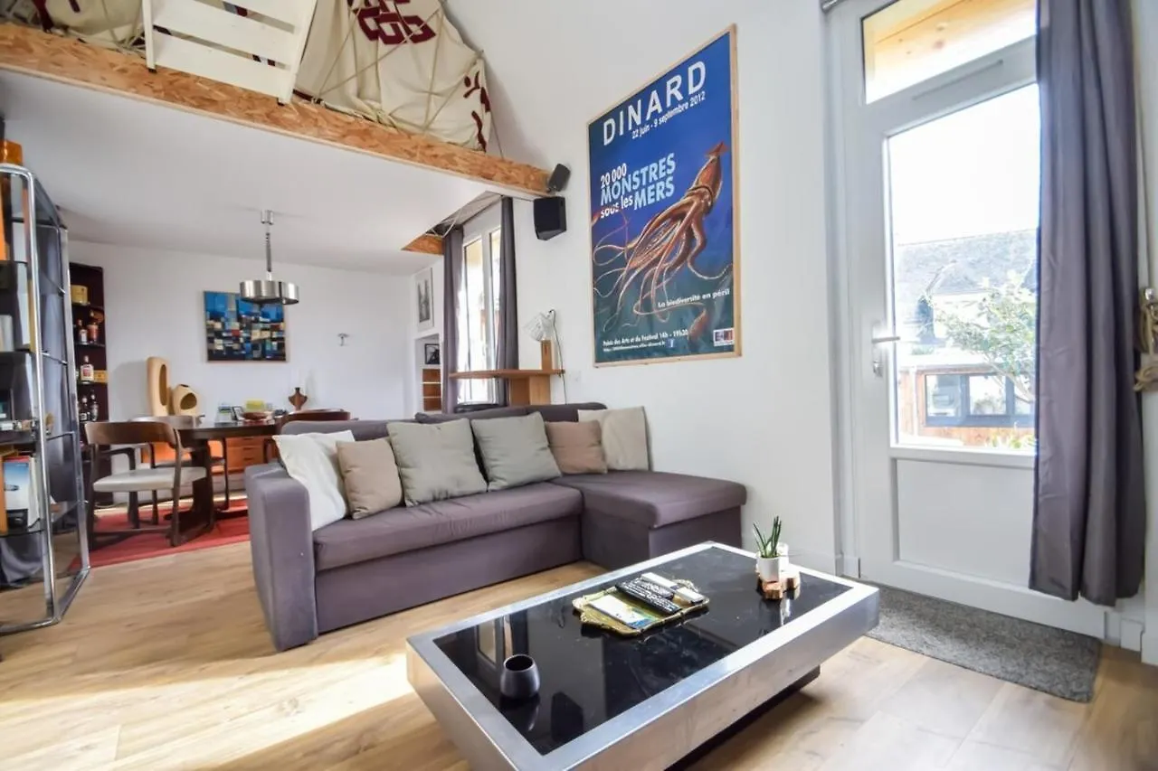 Holiday home Maison Atypique Avec Grande Terrasse Proche Plages Villa Dinard France